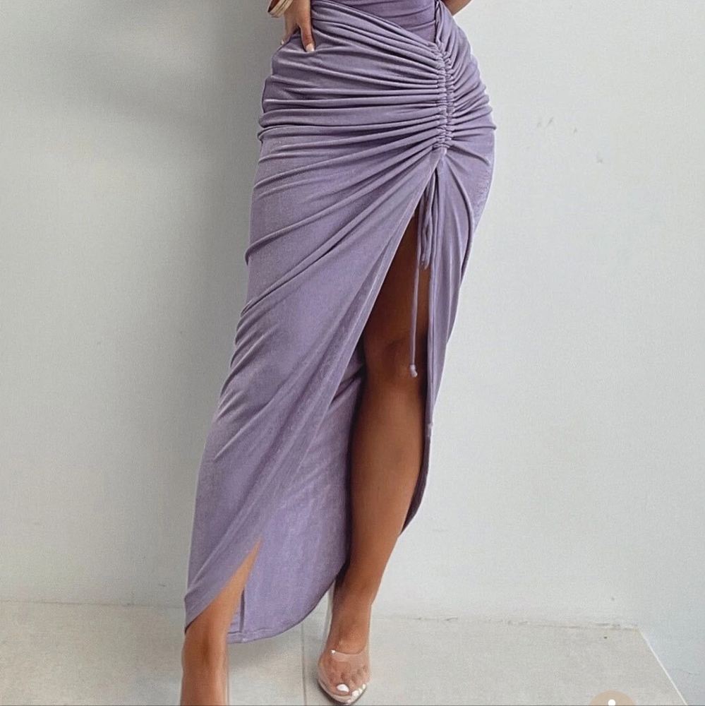 Rouched slinky purple pencil skirt